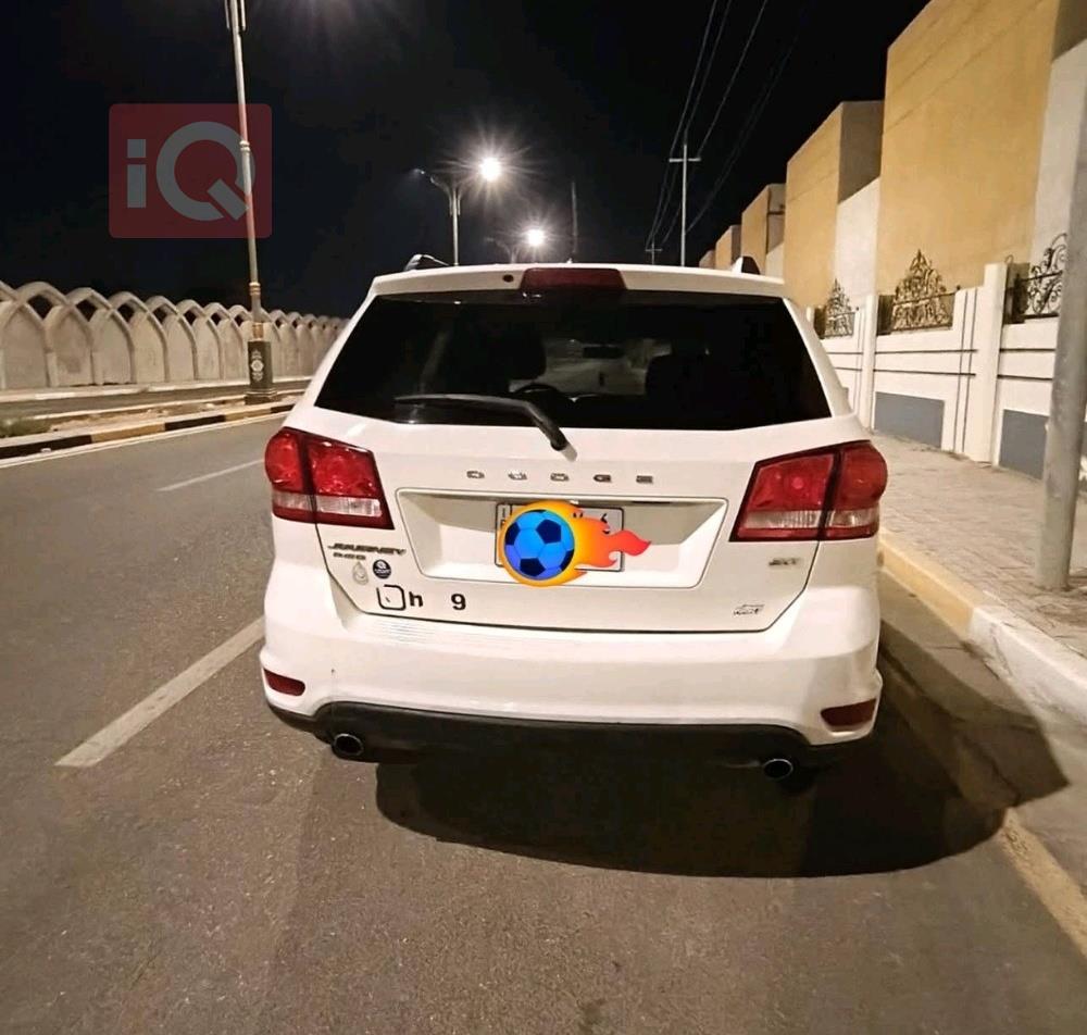 دودج جورني